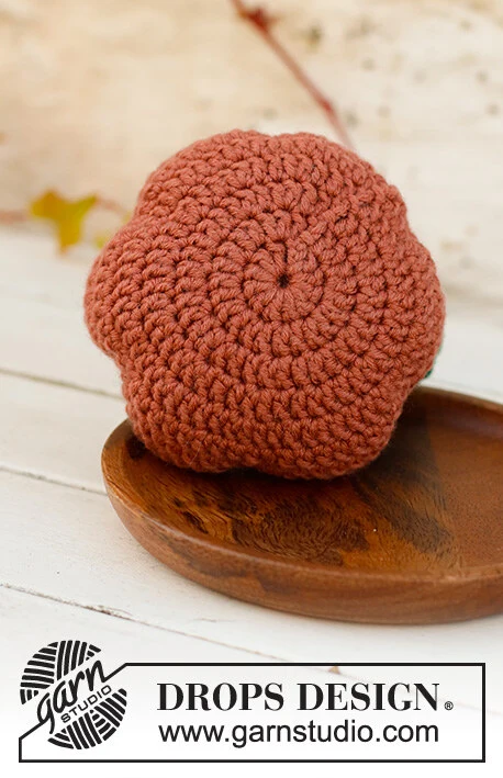 Extra 0-1541 Pumpkin Swirls by DROPS Design — 2