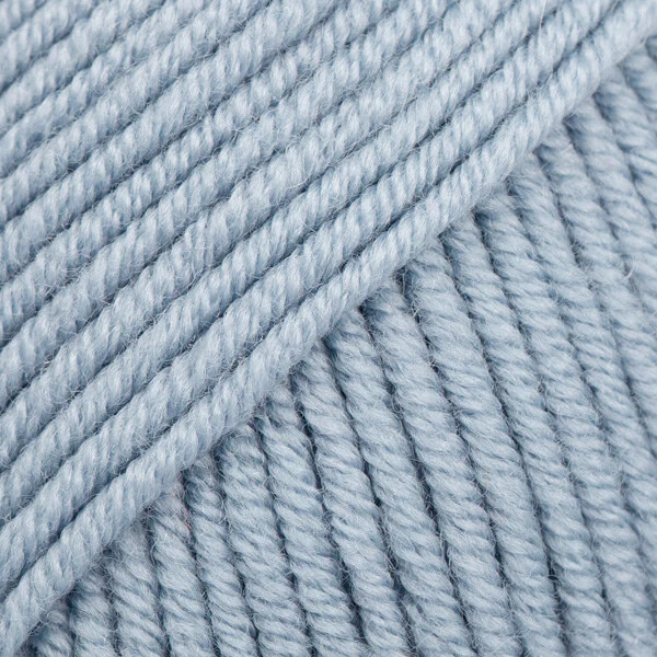 DROPS Merino Extra Fine 38 Niebieska mgiełka (Uni Colour)