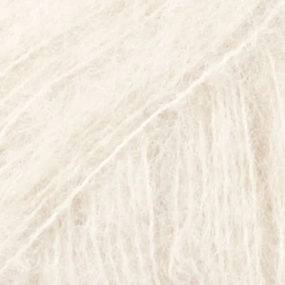DROPS BRUSHED Alpaca Silk 01 Złamana biel (Uni colour)