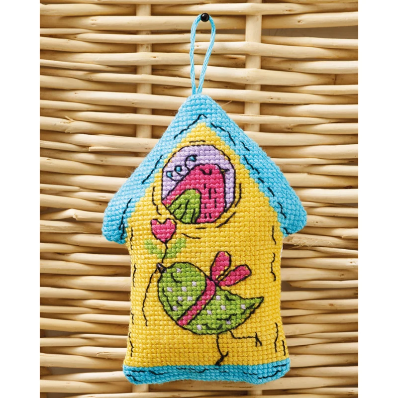 Żółty domek dla ptaków 7x9cm