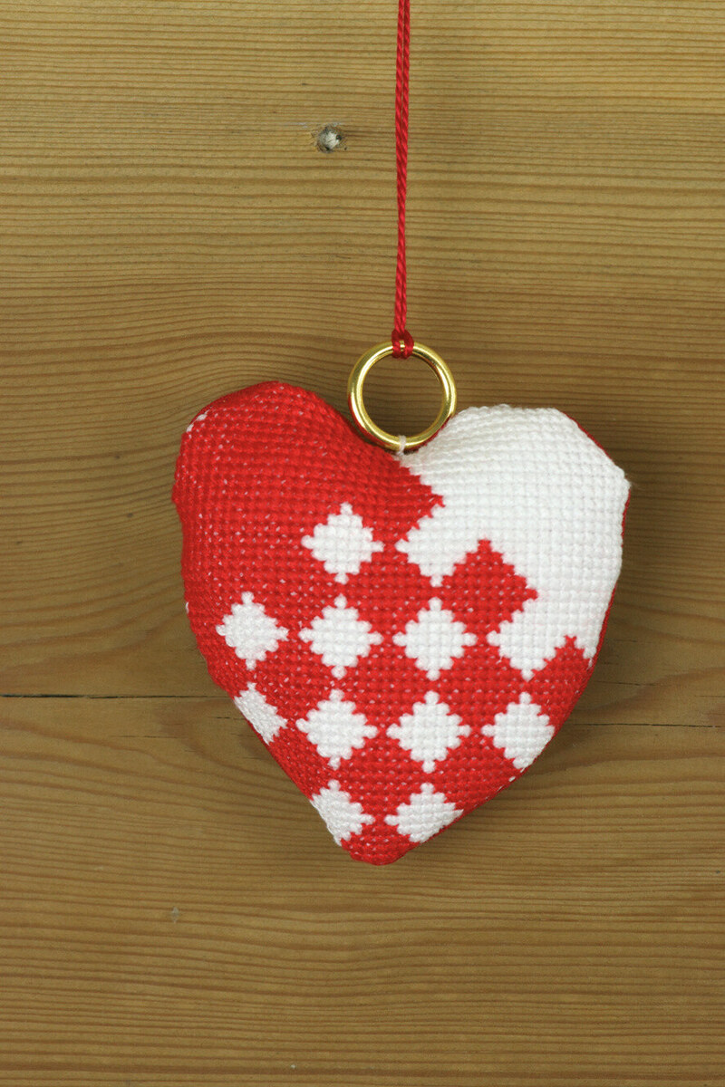Zestaw do haftu Plecione serce 8 x 8 cm