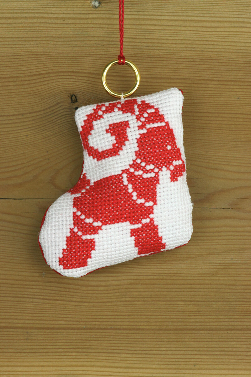 Zestaw do haftu Skarpeta z kozłem bożonarodzeniowym 8 x 8 cm