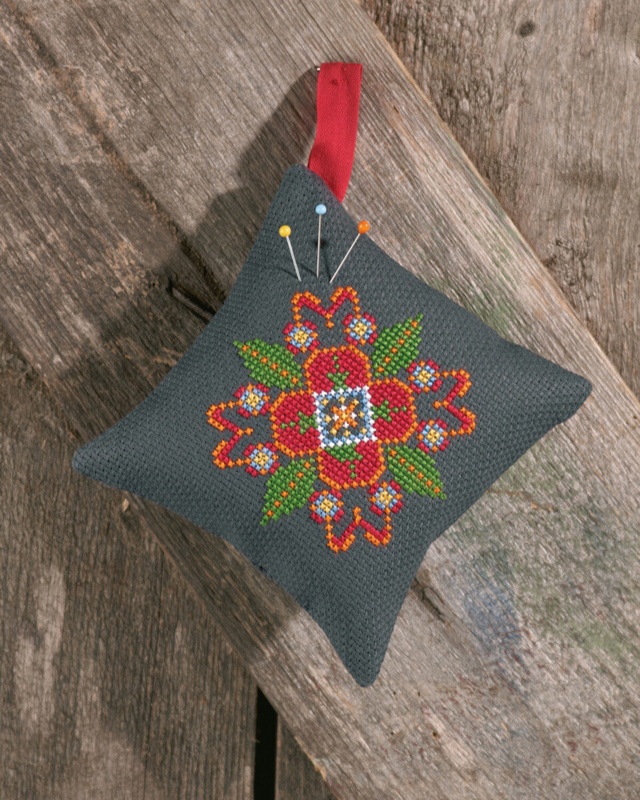 Zestaw do haftu Poduszka na igły Almue 2 12 x 12 cm