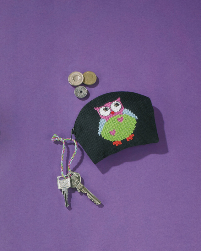 Zestaw do haftu Sowa na czarnej torebce 13 x 10 cm