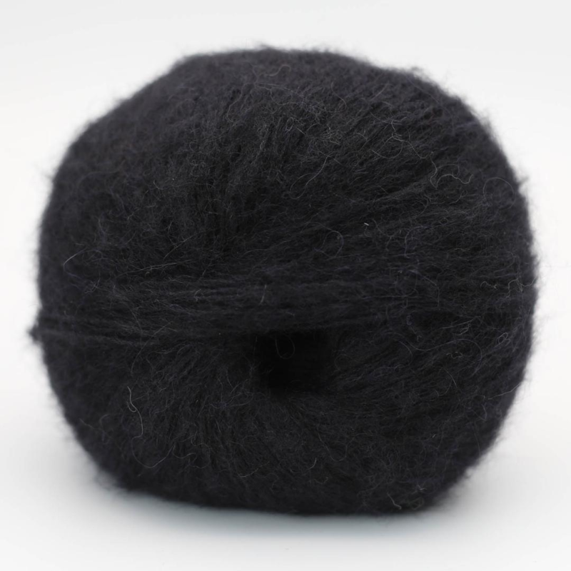 BC Garn Svala 17 Czarny