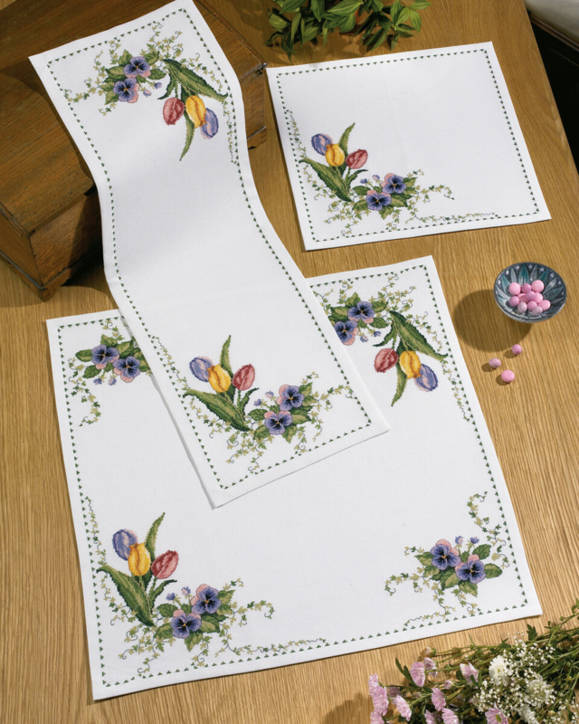 Zestaw do haftu 3 tulipany 26 x 79 cm