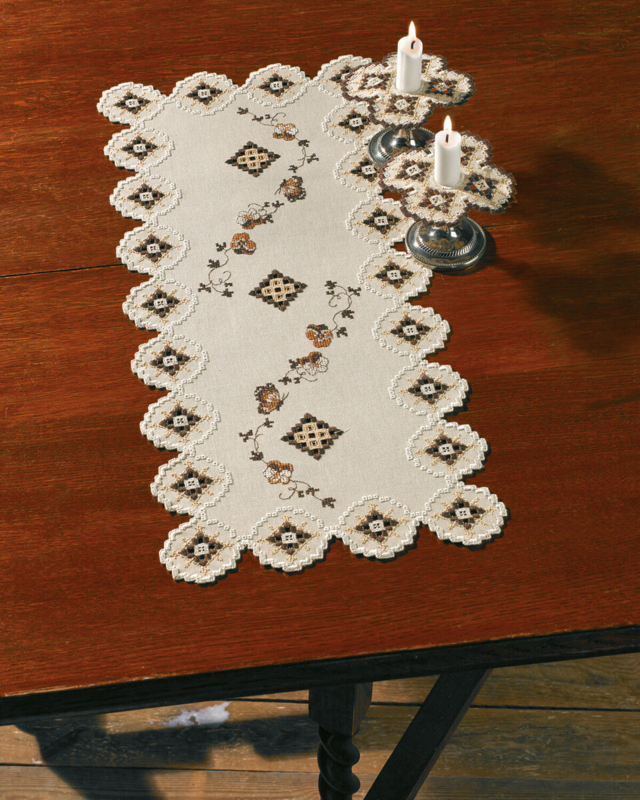 Zestaw do haftu Hardanger w kolorze beżowym 29 x 65 cm