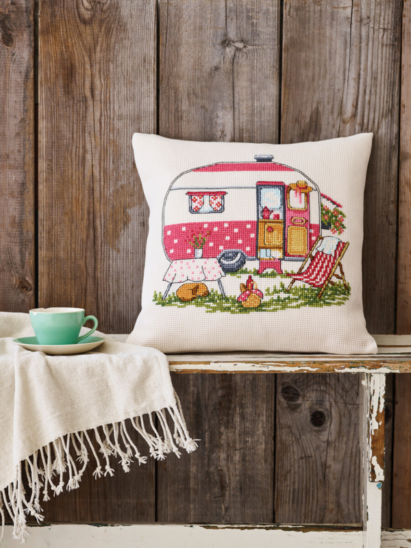 Zestaw do haftu Przyczepa kempingowa 40 x 40 cm