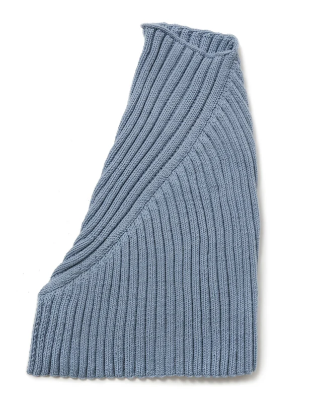 9237309_M40 Model 40 – Merino Edition 3: Ponczo