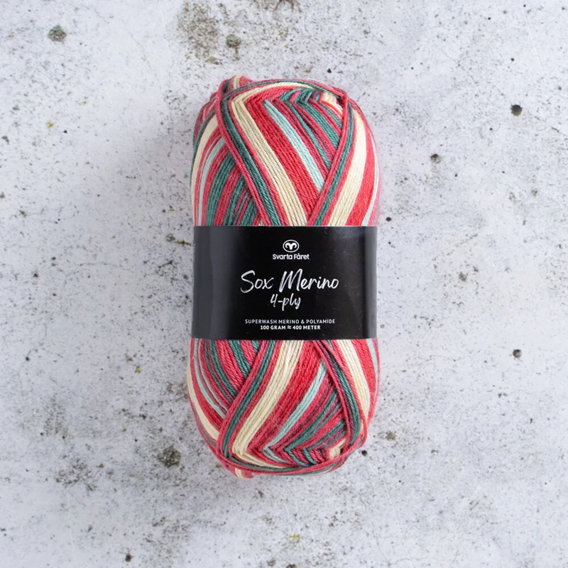 Svarta Fåret Sox Merino 4 ply 19 Wóz z jabłkami