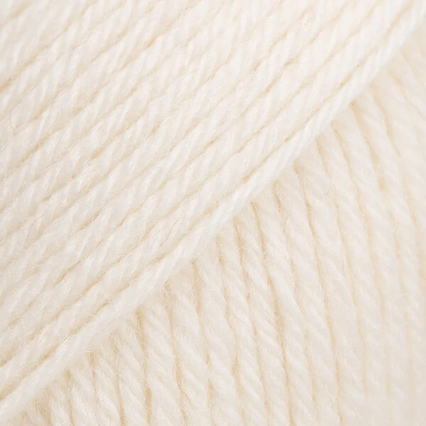 DROPS Saga 01 Ecru (Uni Colour)
