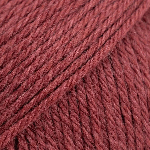DROPS Saga 24 Ostrokrzew (Uni Colour)