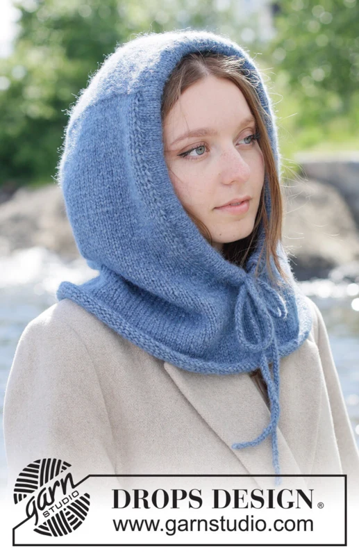 Blueberry Hood – DROPS 270-1 – kaptur z kominem z włóczki Air