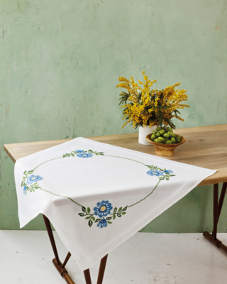 Zestaw do haftowania Kwiaty w krzyżykach 80 x 80 cm