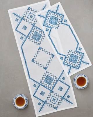 Zestaw do haftu Hardanger niebieski 41 x 106 cm