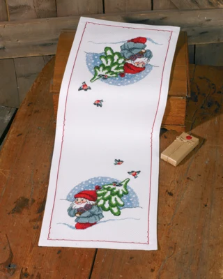 Zestaw do haftu Skrzat z choinką 34 x 94 cm