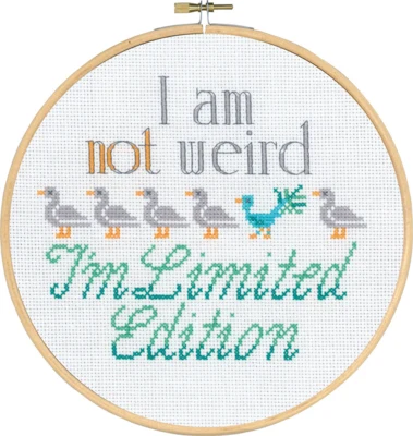 Zestaw do haftu I'm not weird M5810/22 20 cm Ø